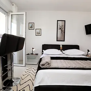 ellenőrizze a rendelkezésre állást